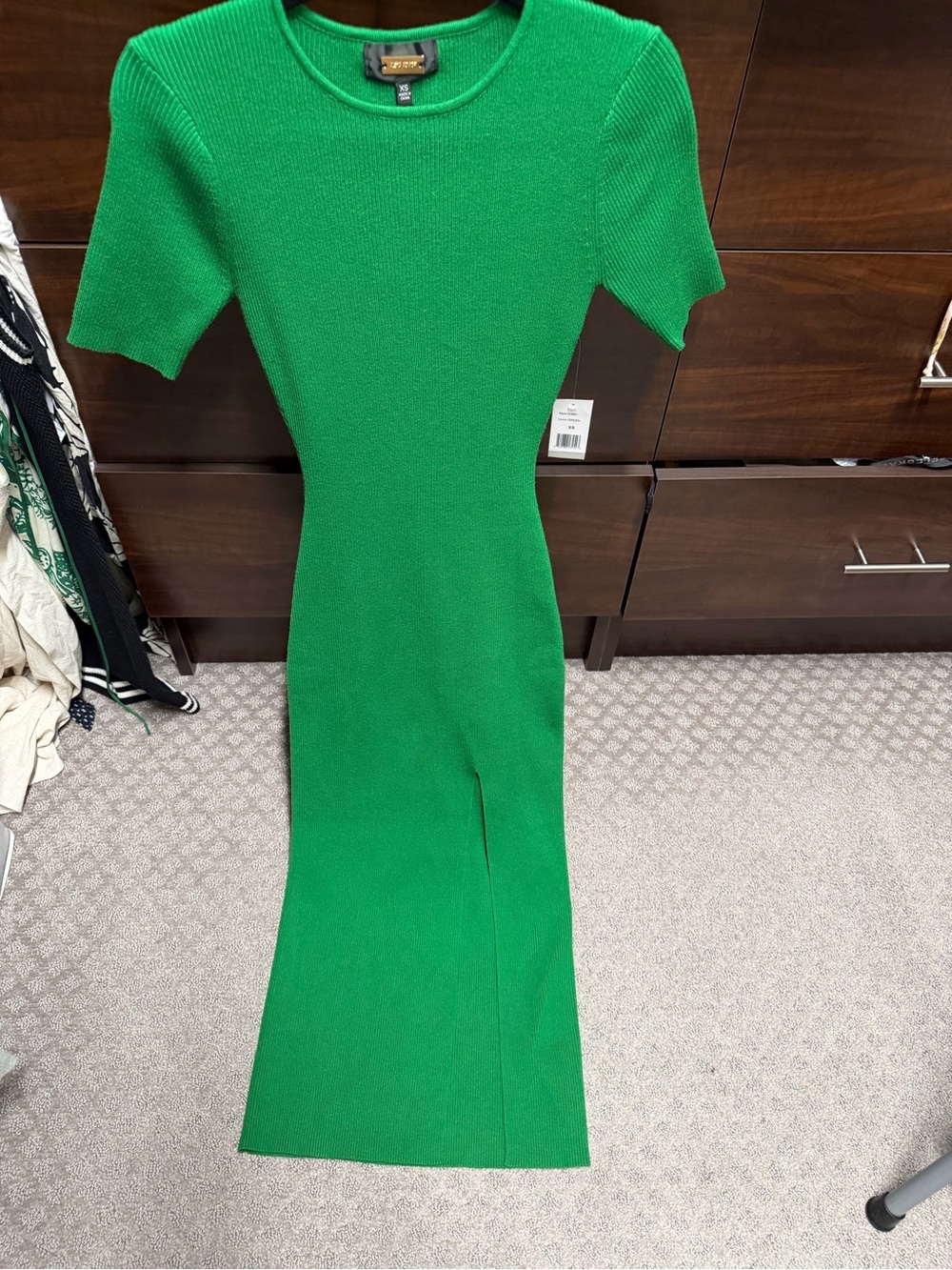 Alexia Admor Bright Green Knit Short-Sleeve Maxi Dress